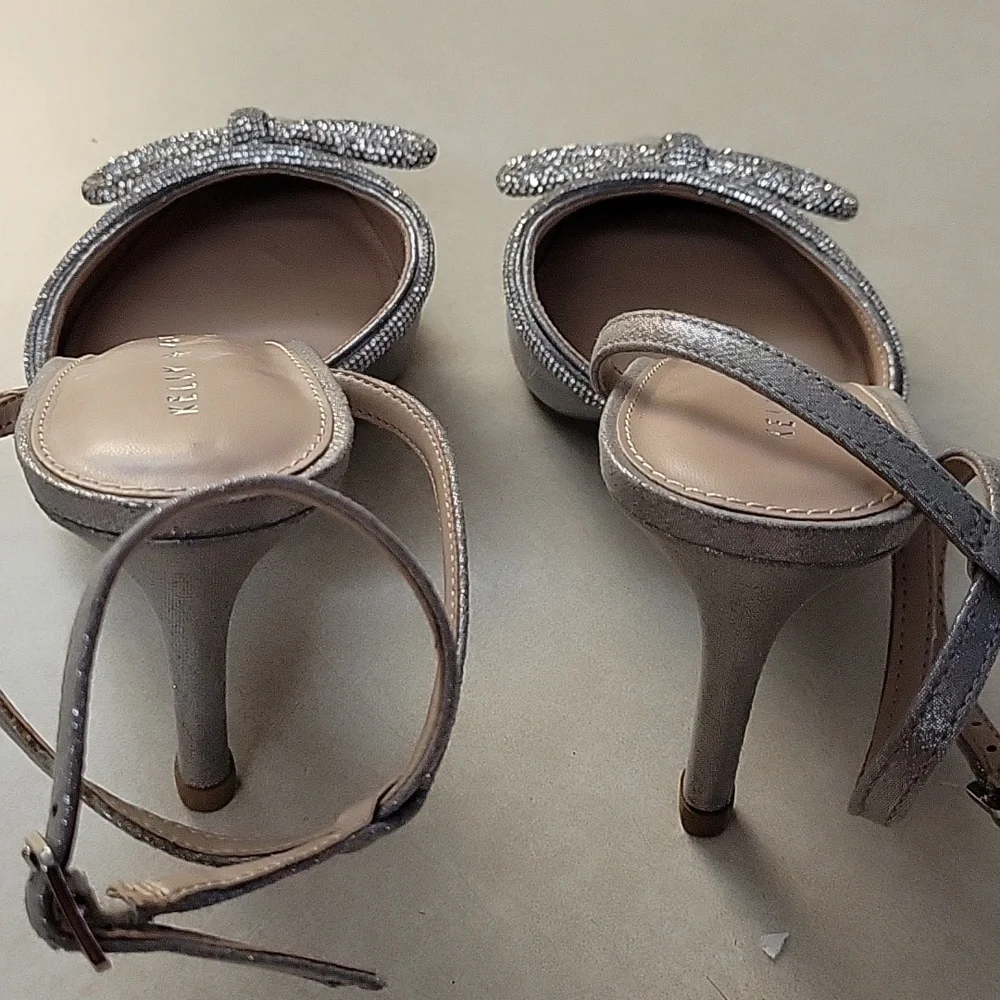 Silver Slippers - Picture 10 of 12